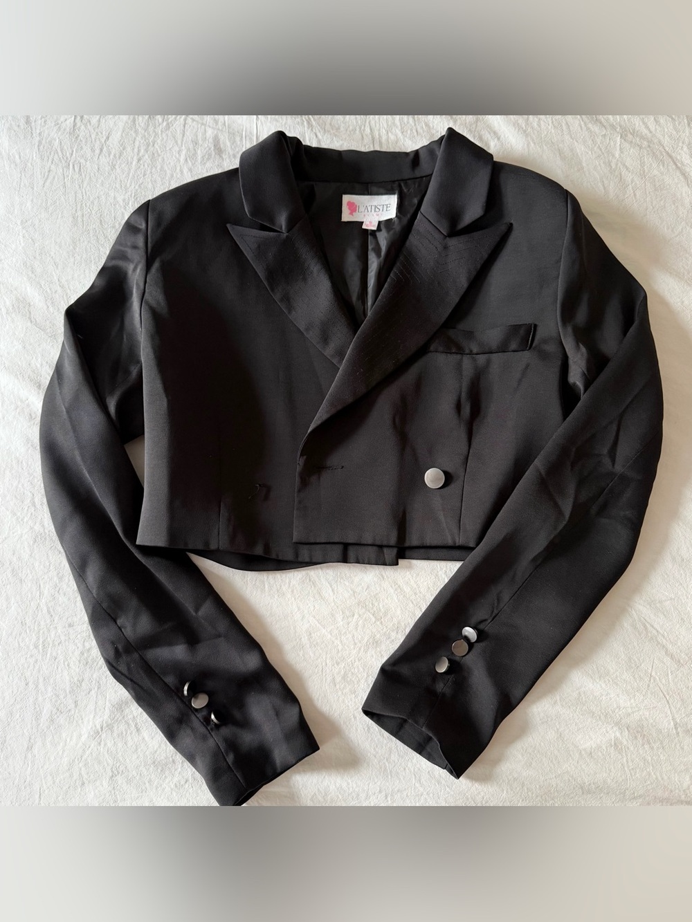 L'ATISTE Black Cropped Double-Breasted Blazer